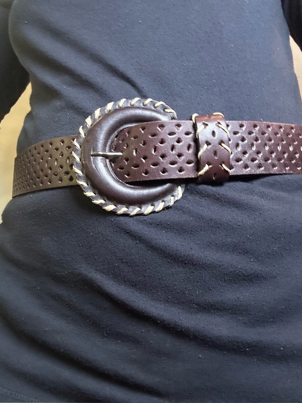 Brown Perforated Leather Belt Wrapped Buckle Whipstitch Detail One Size/L - Picture 2 of 12